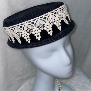 Vintage 1950s Dark Navy Straw Boater Hat Crochet Lace Trim Rhinestones & Brooch